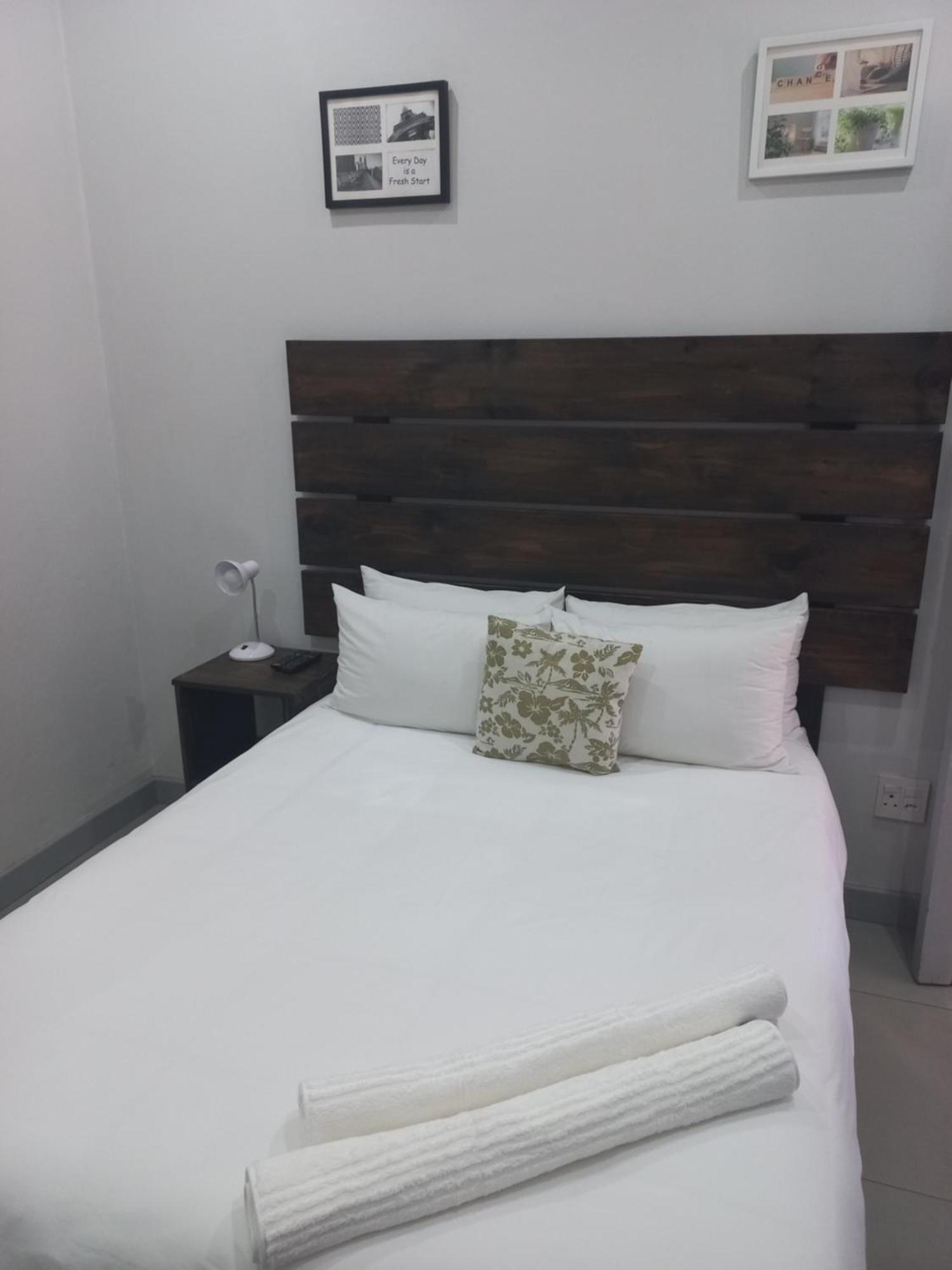 Triple9 Hatfield Guesthouse Претория Номер фото